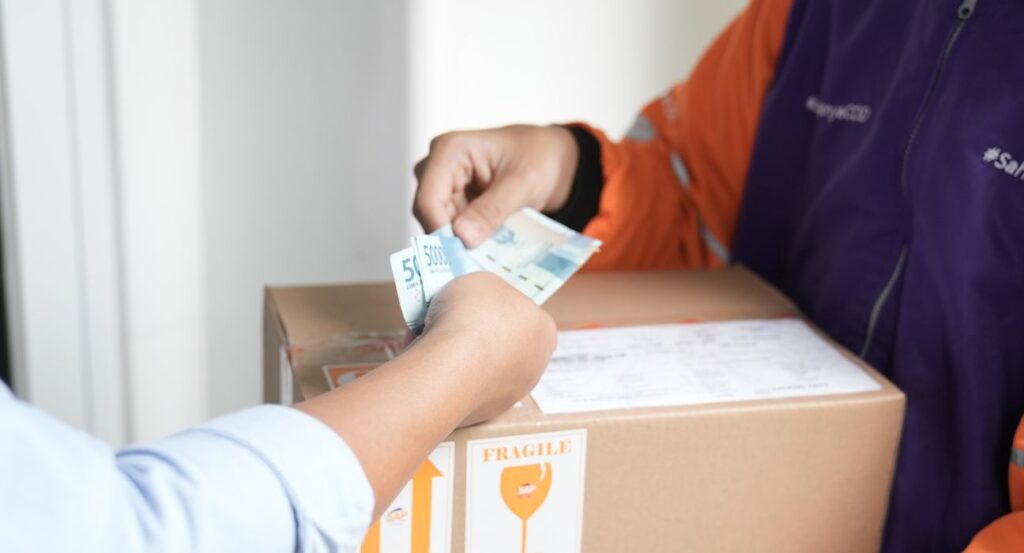jasa kirim paket yang bisa cod